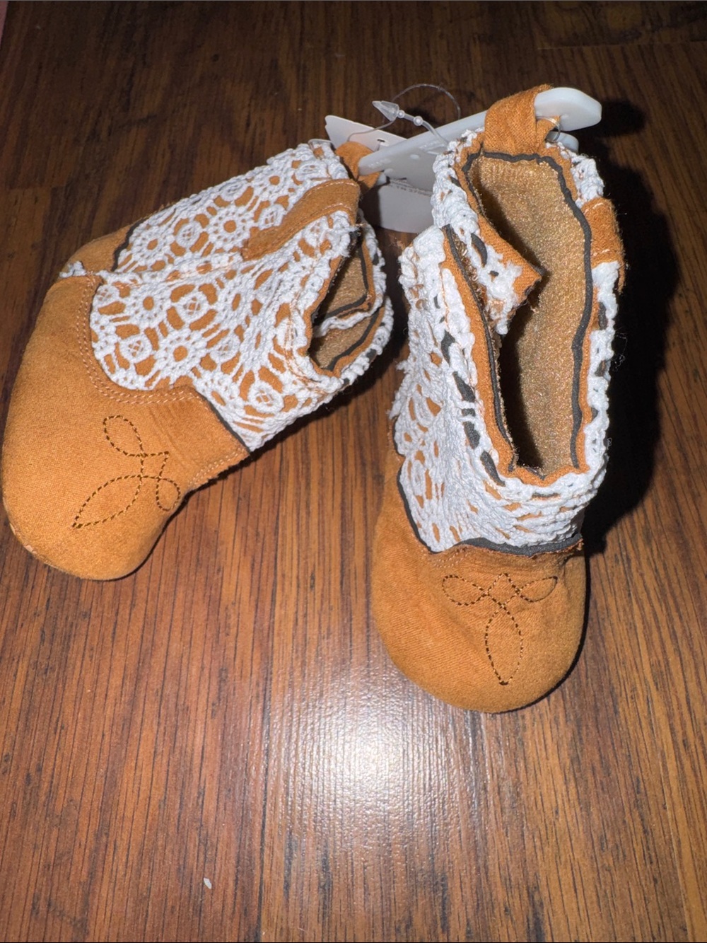 Let’s Rodeo Girls' Lace Booties - Tan and White Kids Shoes C2.B1.M
